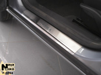 Накладки порогов Premium Natanika для Opel Astra 2004-2009 (3 двери) P-OP03 (2 шт.)