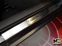 Накладки порогов Premium Natanika для Toyota Corolla 2013- P-TO30 (4 шт.)
