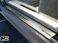 Накладки порогов Premium Natanika для Land Rover Discovery 2004-2015 P-LR01 (4 шт.)