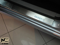Накладки порогов Premium Natanika для Mitsubishi GRANDIS 2003- P-MI05 (2 шт.)