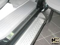 Накладки порогов Premium Natanika для Toyota Hilux 2005- P-TO12 (4 шт.)