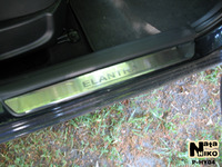 Накладки порогов Premium Natanika для Hyundai Elantra 2007- P-HY04 (4 шт.)